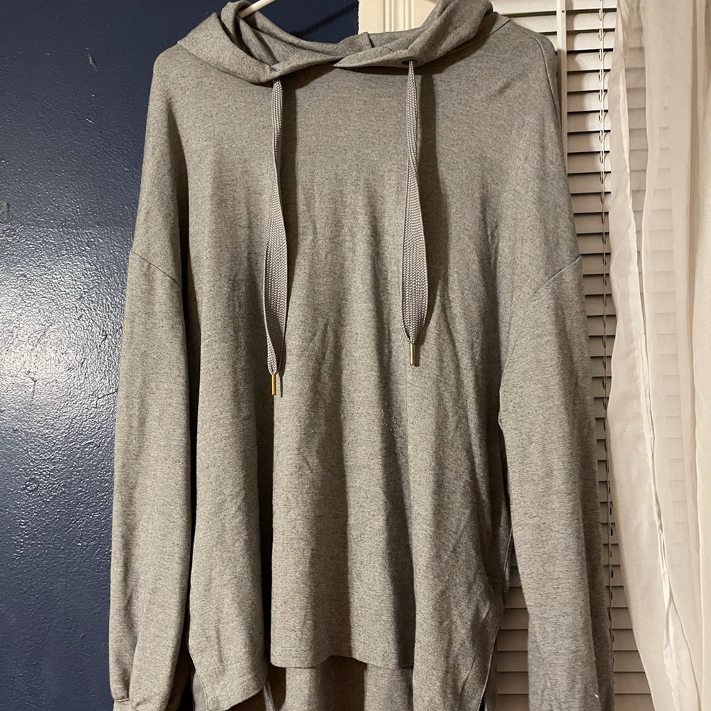 Athletic sweatshirt